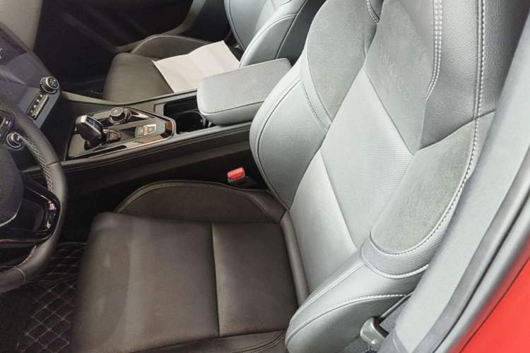 Used Lynk & Co 03 2021 2.0TD Automatic Trendy Champion Edition Left Front Seat