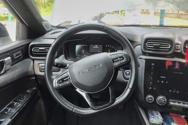 Used Lynk & Co 03 2021 1.5TD DCT Jing Champion Edition Steering Wheel