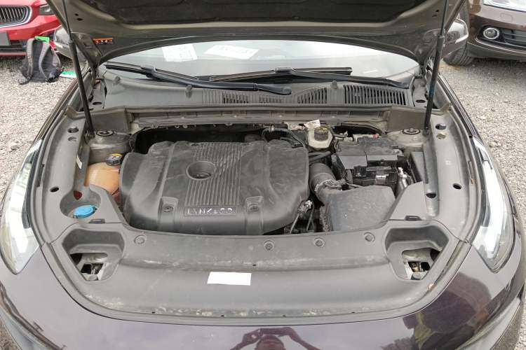 Used Lynk & Co 03 2021 2.0TD Automatic Trendy Champion Edition Engine Bay