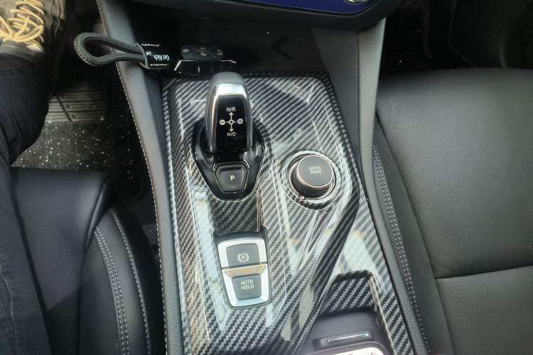 Used Lynk & Co 03 2021 1.5TD DCT Jing Champion Edition Gear Lever