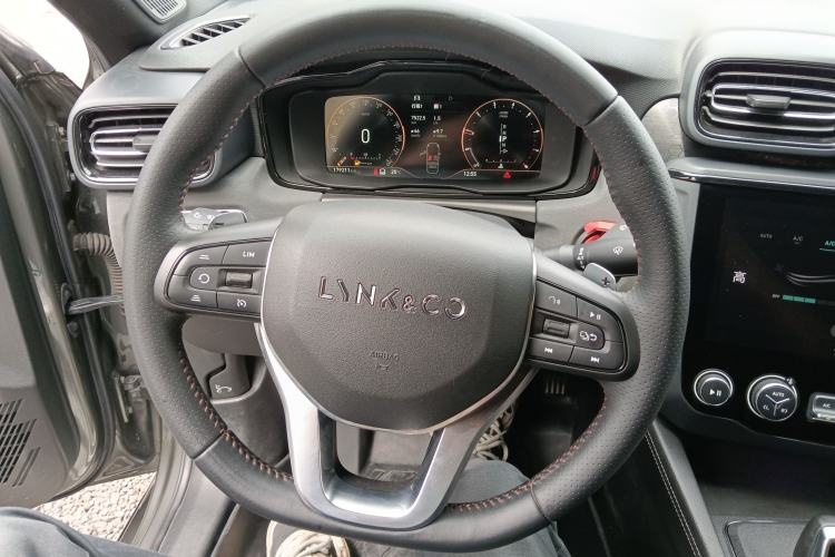 Used Lynk & Co 03 2021 2.0TD Automatic Trendy Champion Edition Steering Wheel