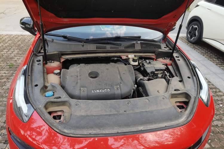 Used Lynk & Co 03 2021 2.0TD Automatic Jing Plus Engine Bay