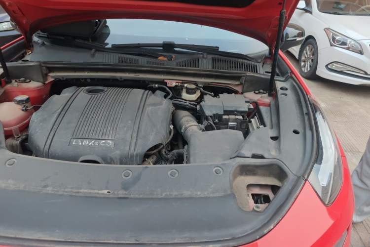 Used Lynk & Co 03 2021 1.5TD DCT Jing Champion Edition Engine Bay Left
