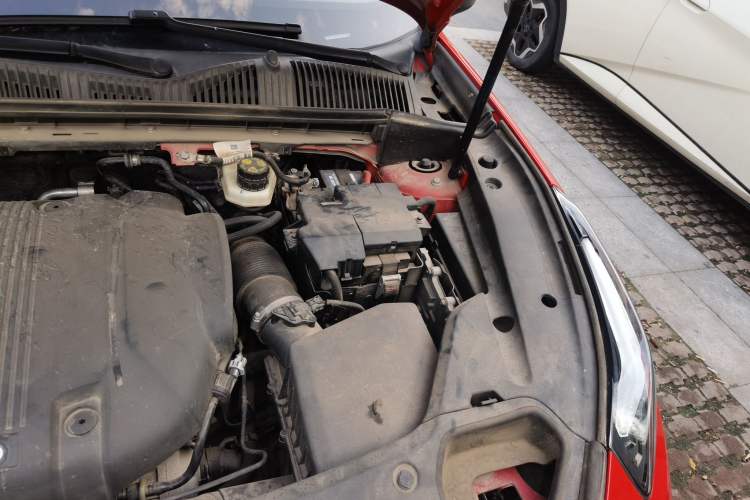 Used Lynk & Co 03 2021 2.0TD Automatic Jing Plus Engine Bay Left
