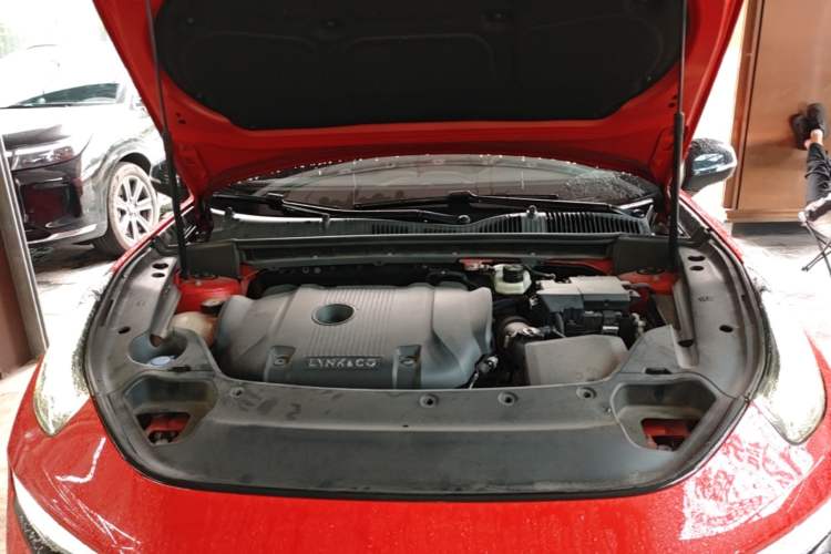 Used Lynk & Co 03 2021 2.0TD Automatic Trendy Champion Edition Engine Bay
