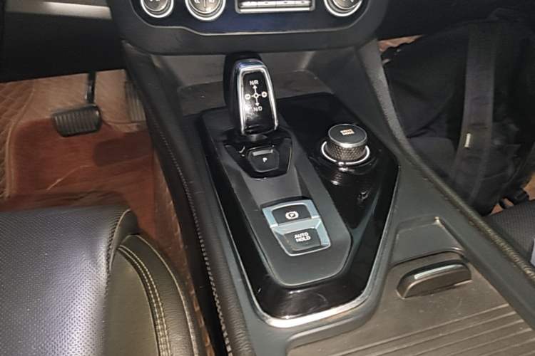 Used Lynk & Co 03 2021 2.0TD Automatic Trendy Champion Edition Gear Lever