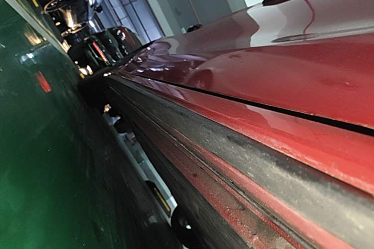 Used Lynk & Co 03 2021 2.0TD Automatic Trendy Champion Edition Right Side Sill