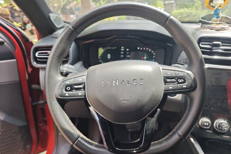 Used Lynk & Co 03 2021 2.0TD Automatic Trendy Champion Edition Steering Wheel