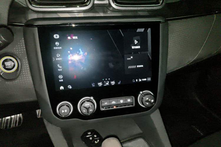 Used Lynk & Co 03 2021 03+ 2.0TD Automatic Wind-Chasing Edition Audio And AC Panel