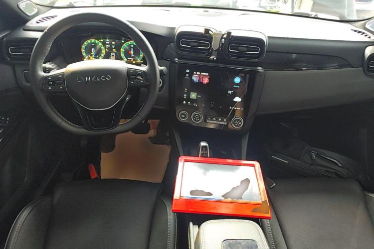 Used Lynk & Co 03 2021 1.5TD DCT Jing Champion Edition Center Console