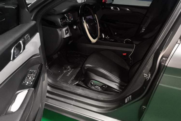 Used Lynk & Co 03 2021 2.0TD Automatic Trendy Champion Edition Driver Seat