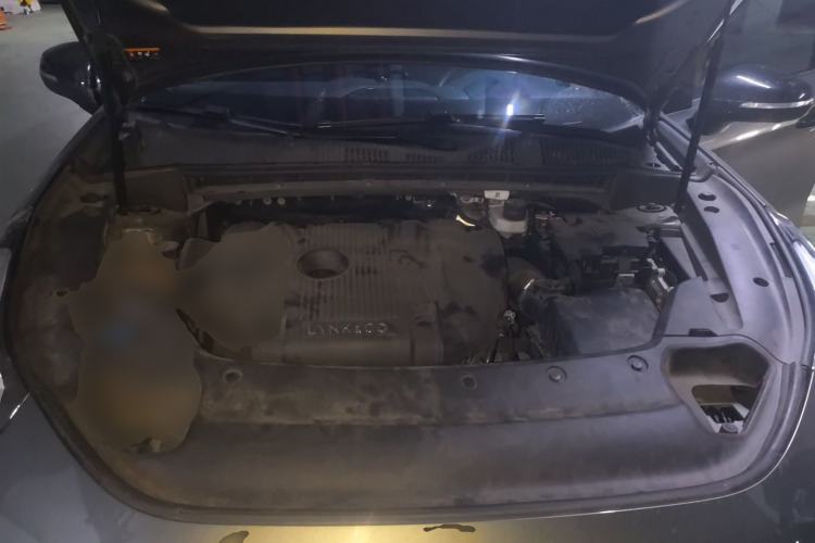 Used Lynk & Co 03 2021 2.0TD Automatic Trendy Champion Edition Engine Bay