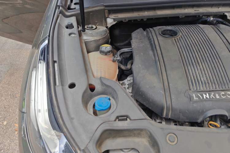 Used Lynk & Co 03 2021 1.5TD DCT Jing Champion Edition Engine Bay Right