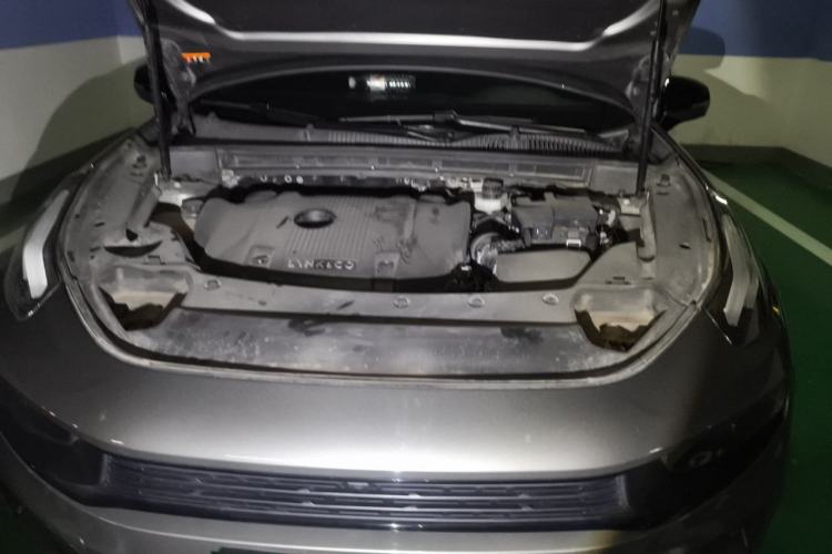 Used Lynk & Co 03 2021 2.0TD Automatic Trendy Champion Edition Engine Bay