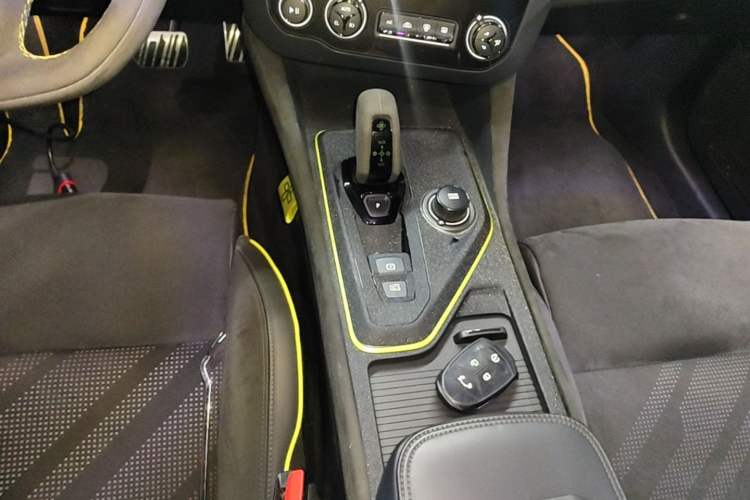 Used Lynk & Co 03 2021 03+ 2.0TD Automatic Wind-Chasing Edition Gear Lever