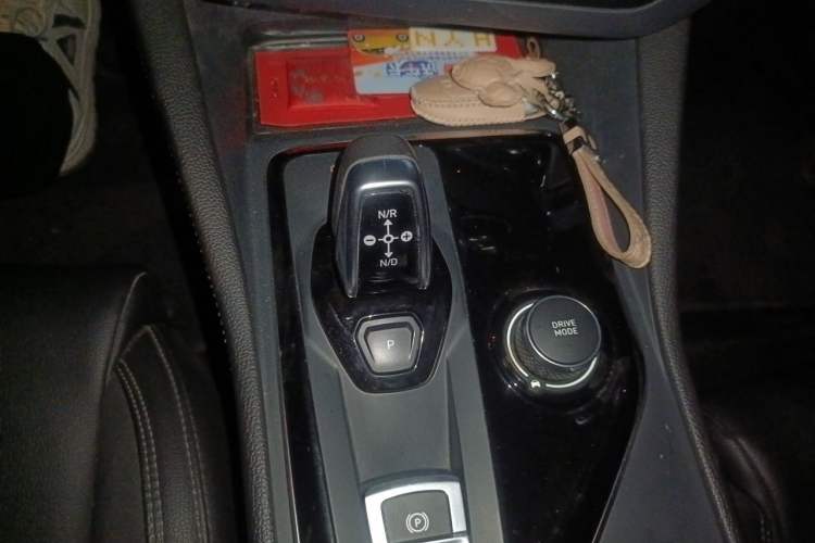 Used Lynk & Co 03 2021 1.5TD DCT JingPlus Gear Lever