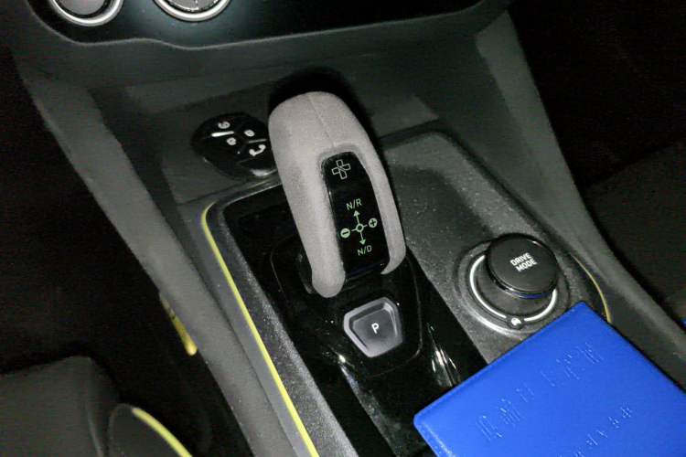 Used Lynk & Co 03 2021 03+ 2.0TD Automatic Wind-Chasing Edition Gear Lever