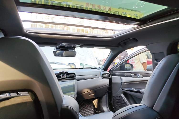 Used Lynk & Co 03 2021 1.5TD DCT Jing Champion Edition Headliner