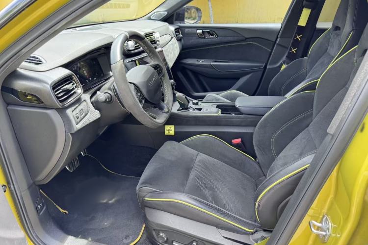 Used Lynk & Co 03 2021 03+ 2.0TD Automatic Wind-Chasing Edition Interior 2