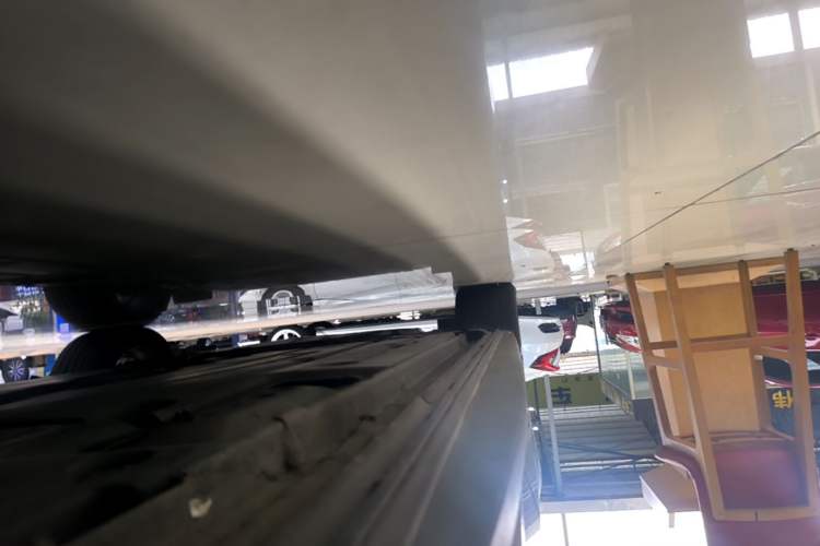 Used Lynk & Co 03 2021 1.5TD DCT Jing Champion Edition Left Side Sill