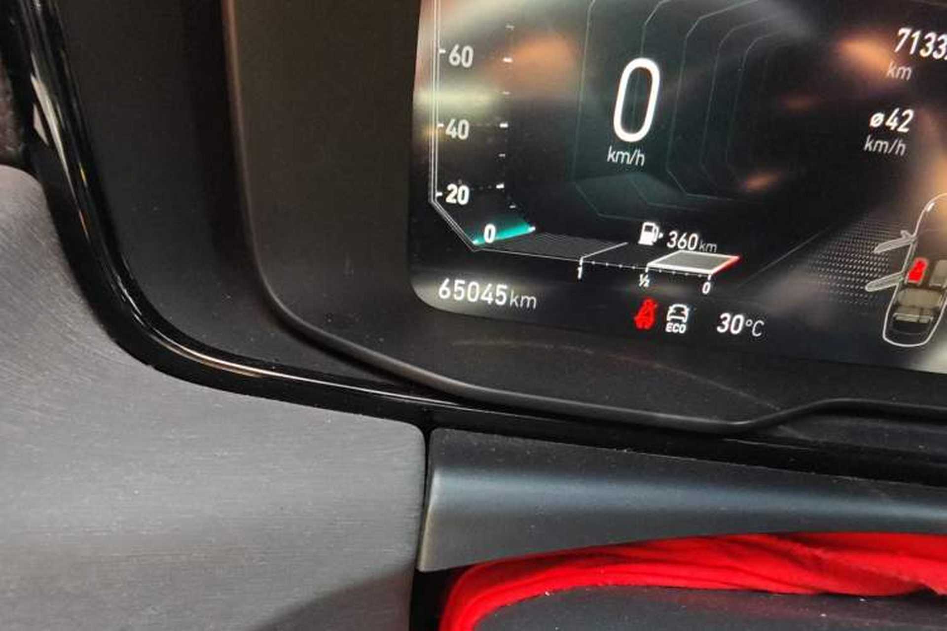 Used Lynk & Co 03 2021 1.5TD DCT JingPlus Odometer Close Up