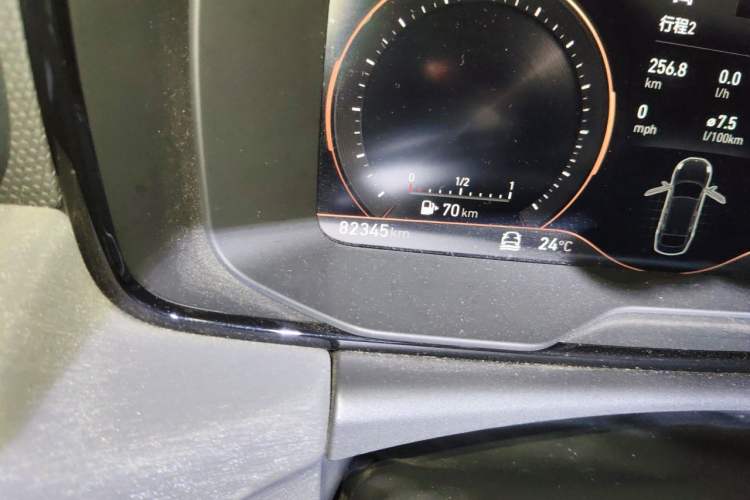 Used Lynk & Co 03 2021 1.5TD DCT Jing Champion Edition Odometer Close Up