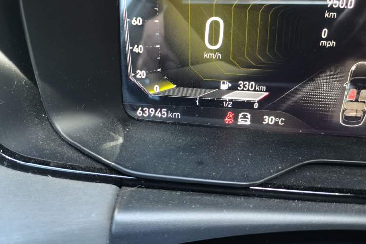 Used Lynk & Co 03 2021 2.0TD Automatic JingPro Odometer Close Up