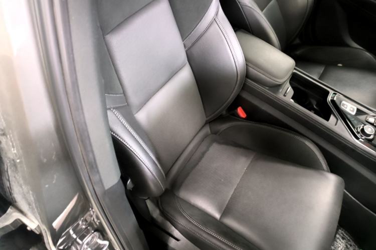 Used Lynk & Co 03 2021 1.5TD DCT Jing Champion Edition Right Front Seat