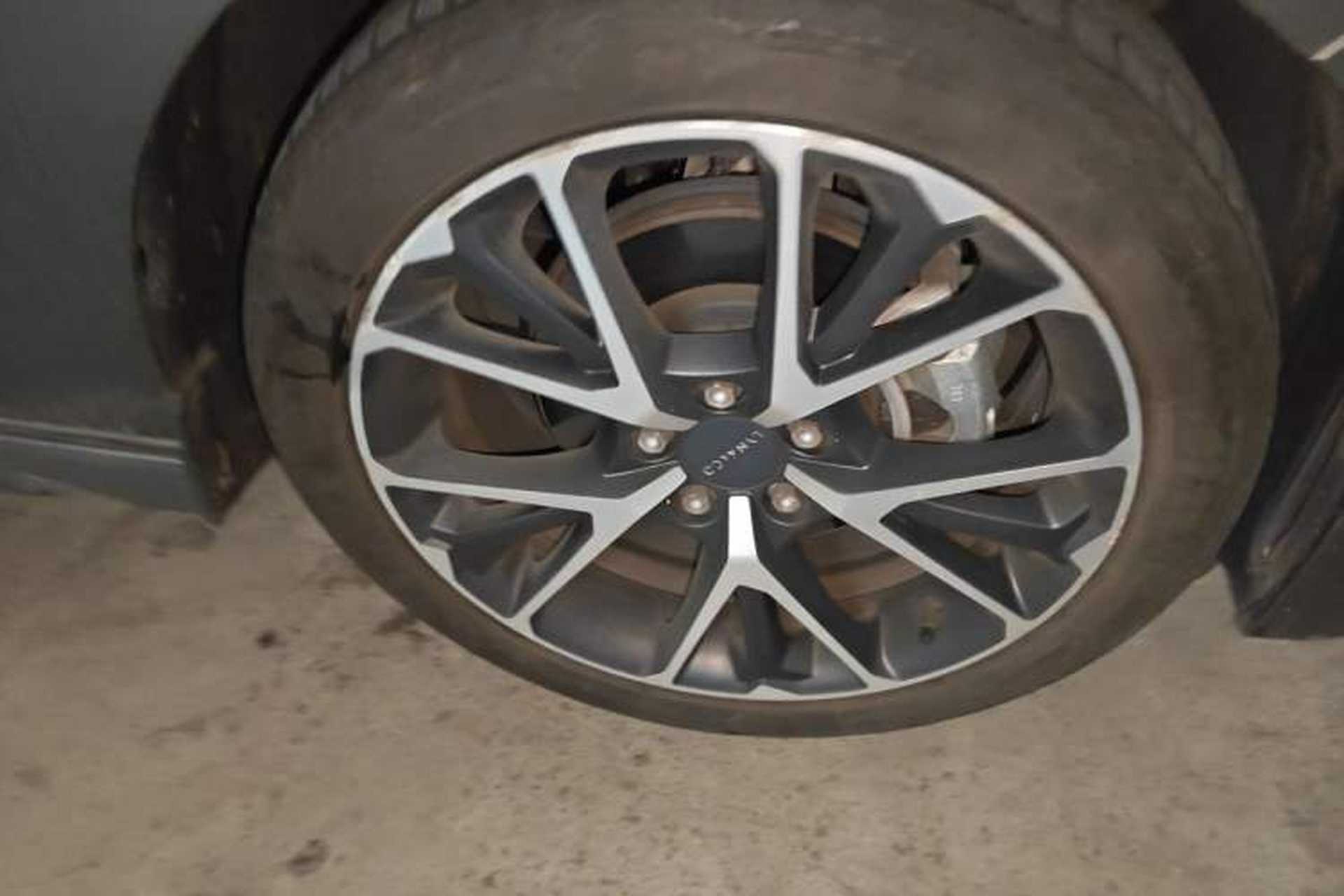 Used Lynk & Co 03 2021 1.5TD DCT Jing Champion Edition Right Front Wheel Hub