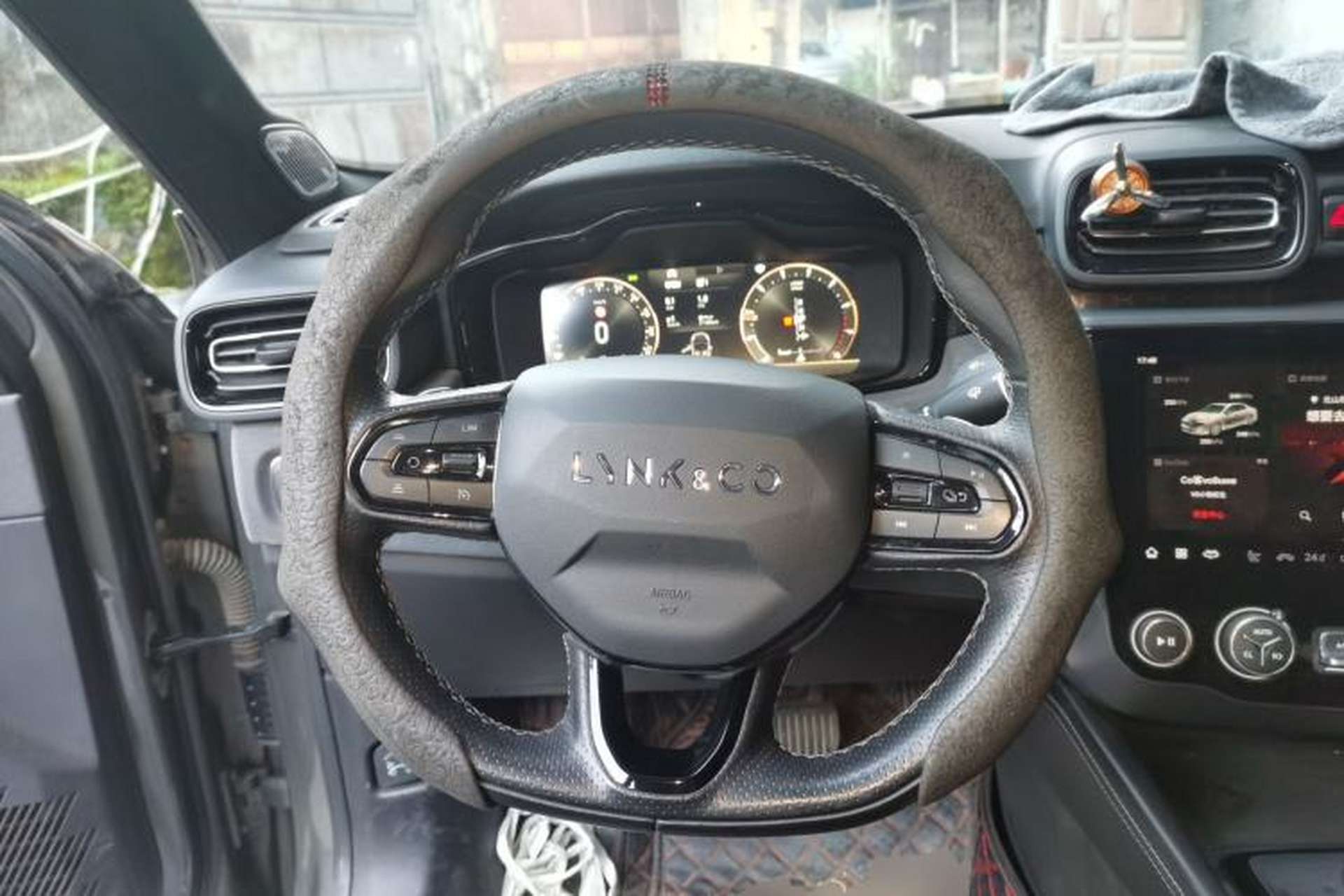 Used Lynk & Co 03 2021 2.0TD Automatic Trendy Champion Edition Steering Wheel