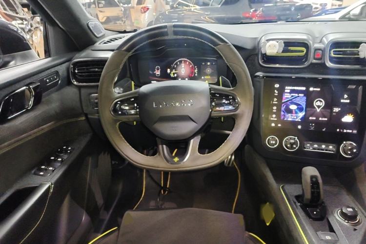 Used Lynk & Co 03 2021 03+ 2.0TD Automatic Wind-Chasing Edition Steering Wheel