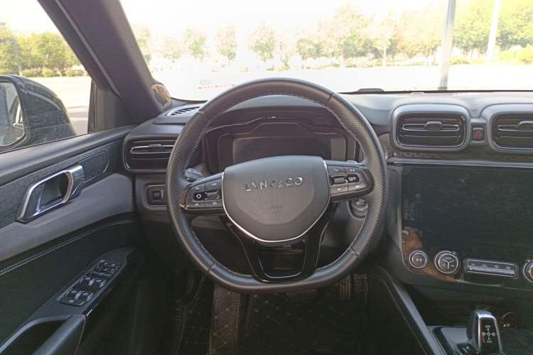 Used Lynk & Co 03 2021 1.5TD DCT JingPlus Steering Wheel