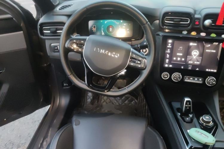 Used Lynk & Co 03 2021 2.0TD Automatic Trendy Champion Edition Steering Wheel