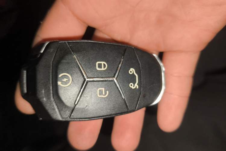 Used Lynk & Co 03 2021 2.0TD Automatic Trendy Champion Edition Vehicle Key