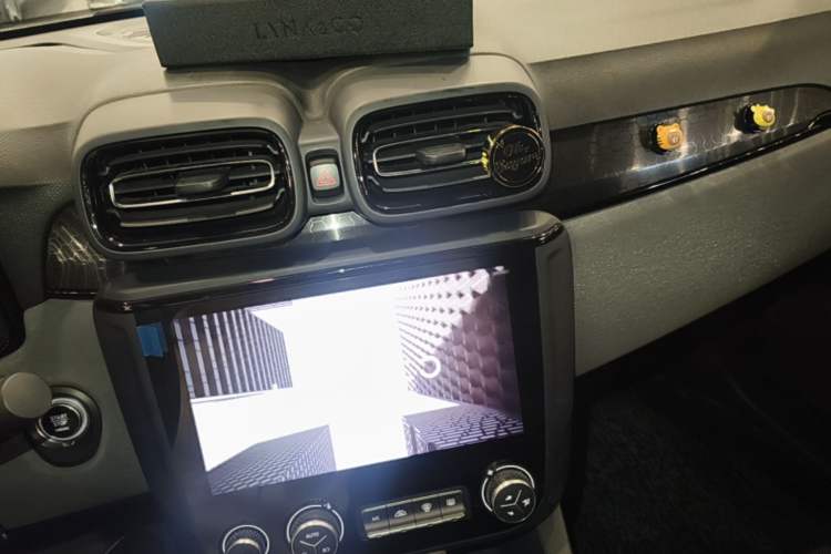 Used Lynk & Co 03 2021 1.5TD DCT Jing Champion Edition Audio And AC Panel