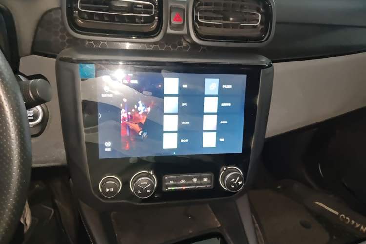 Used Lynk & Co 03 2021 1.5TD DCT Jing Champion Edition Audio And AC Panel