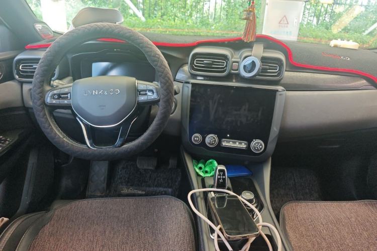 Used Lynk & Co 03 2021 1.5TD DCT Jing Champion Edition Center Console