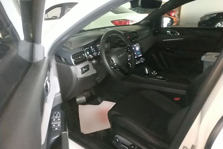 Used Lynk & Co 03 2021 2.0TD Automatic Trendy Champion Edition Driver Seat