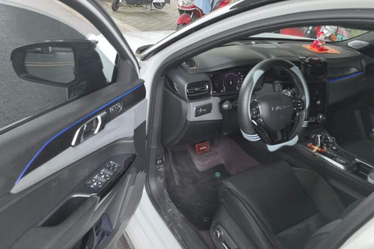Used Lynk & Co 03 2021 2.0TD Automatic JingPro Driver Seat