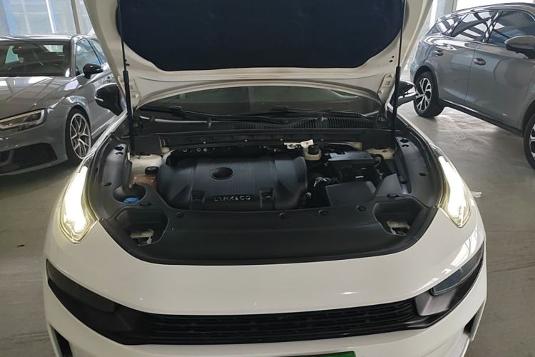 Used Lynk & Co 03 2021 2.0TD Automatic Trendy Champion Edition Engine Bay