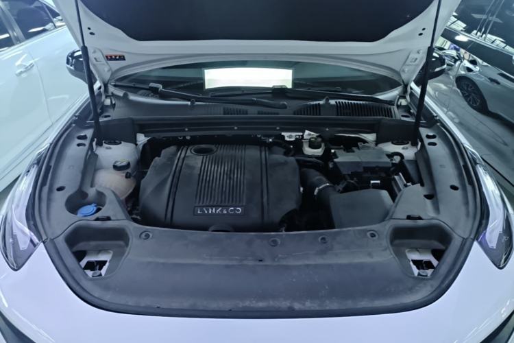 Used Lynk & Co 03 2021 1.5TD DCT JingPlus Engine Bay