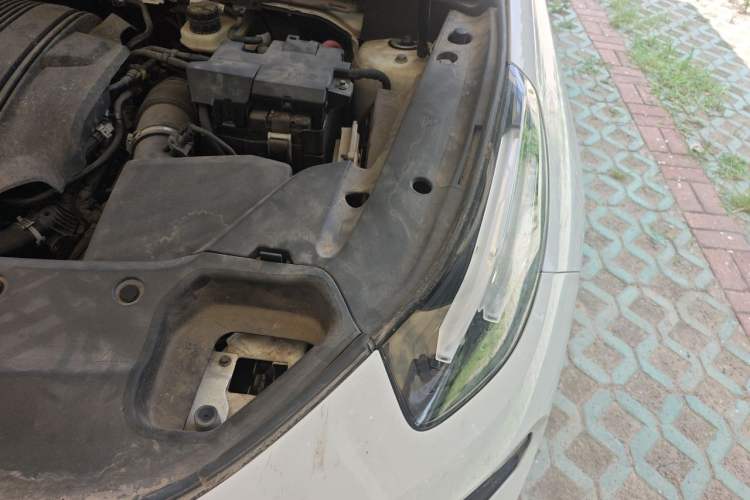 Used Lynk & Co 03 2021 1.5TD DCT Jing Champion Edition Engine Bay Left