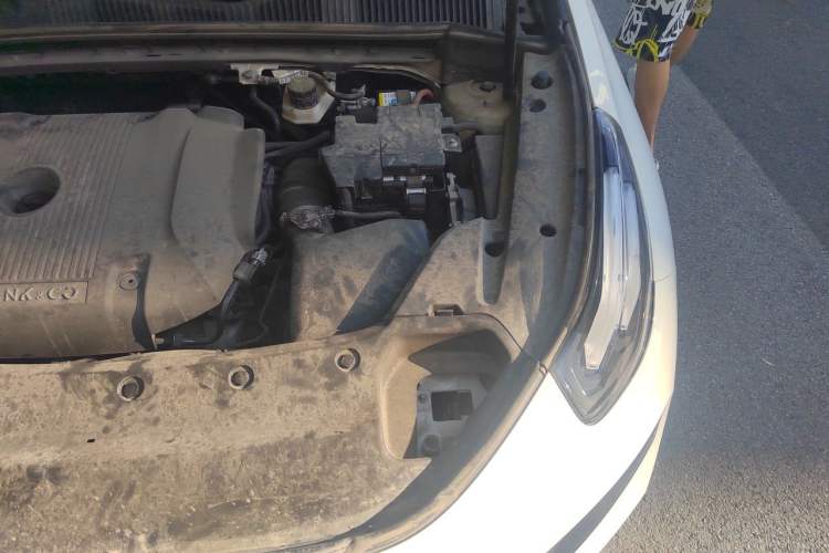 Used Lynk & Co 03 2021 2.0TD Automatic Jing Plus Engine Bay Left