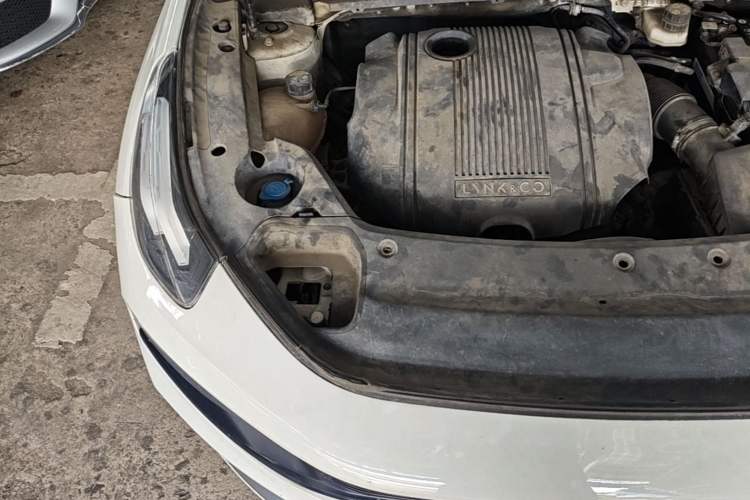 Used Lynk & Co 03 2021 1.5TD DCT JingPro Engine Bay Right