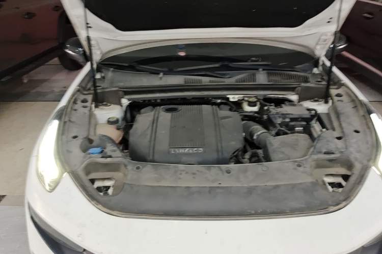 Used Lynk & Co 03 2021 1.5TD DCT Jing Champion Edition Engine Bay Right