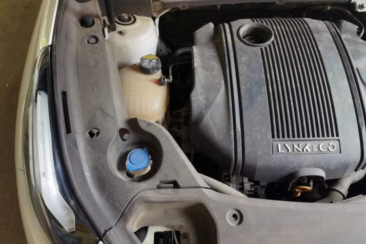 Used Lynk & Co 03 2021 1.5TD DCT Jing Champion Edition Engine Bay Right