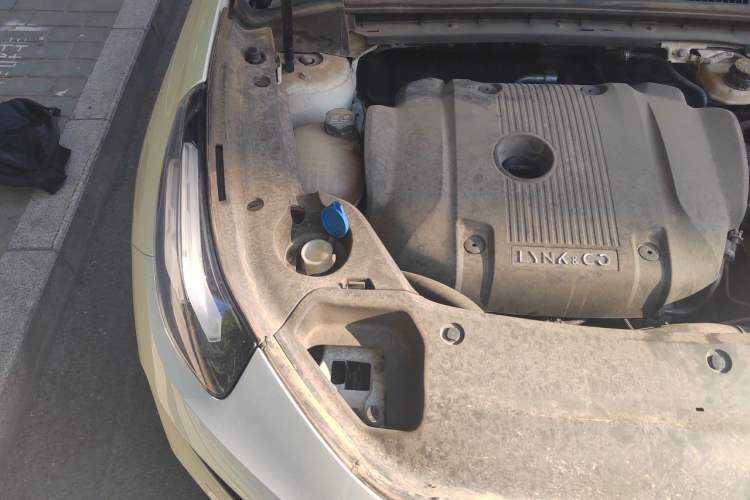 Used Lynk & Co 03 2021 2.0TD Automatic Jing Plus Engine Bay Right