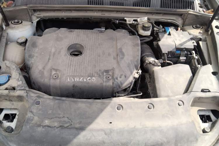 Used Lynk & Co 03 2021 2.0TD Automatic Trendy Champion Edition Engine Bay