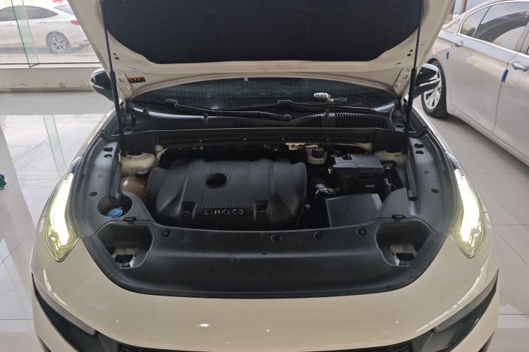 Used Lynk & Co 03 2021 2.0TD Automatic Trendy Champion Edition Engine Bay