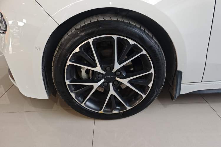 Used Lynk & Co 03 2021 2.0TD Automatic Trendy Champion Edition Exterior 4